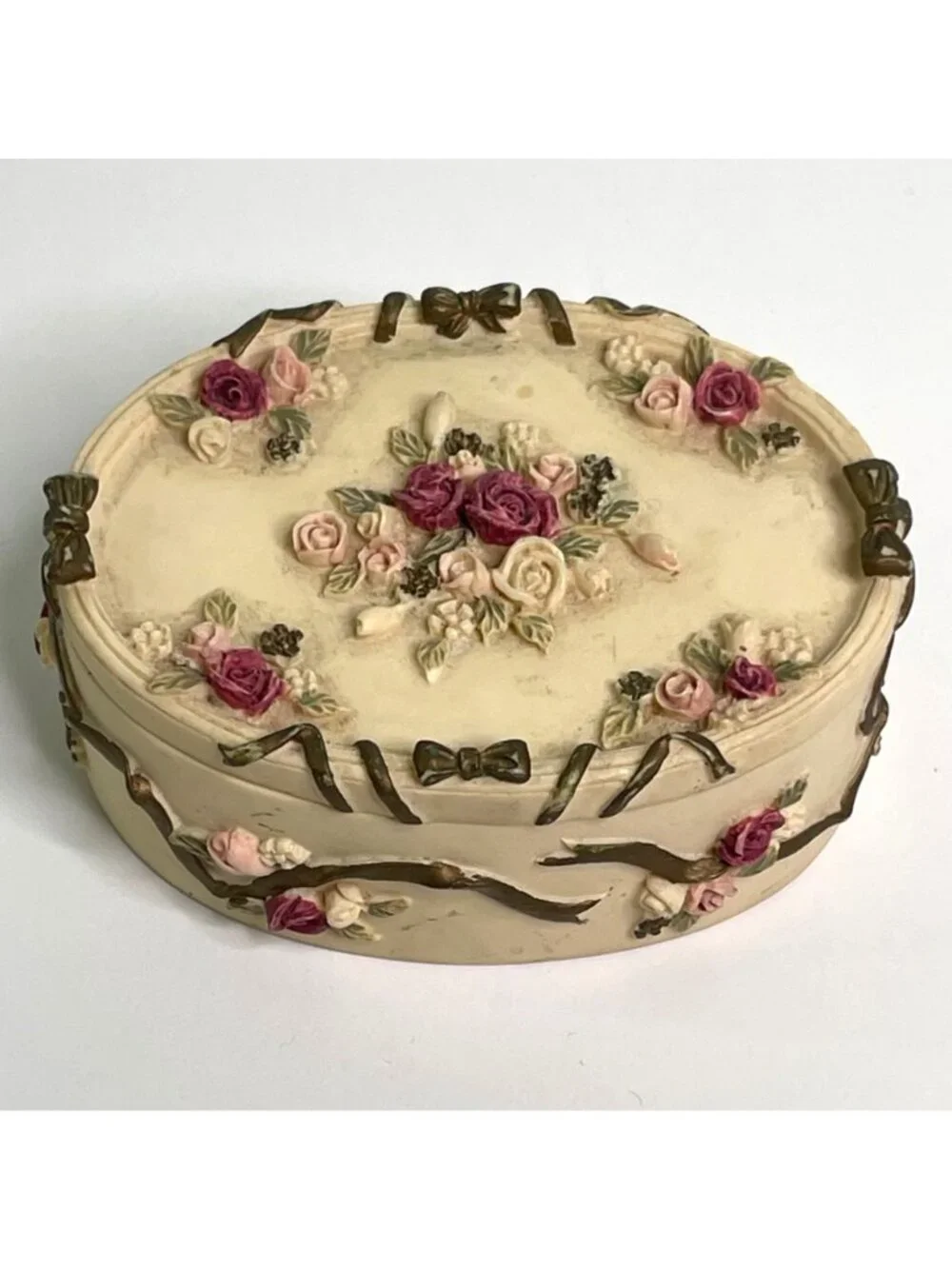 Vintage Dezine Hand Painted Resin Trinket Box Raised Floral 1993 Cake Style